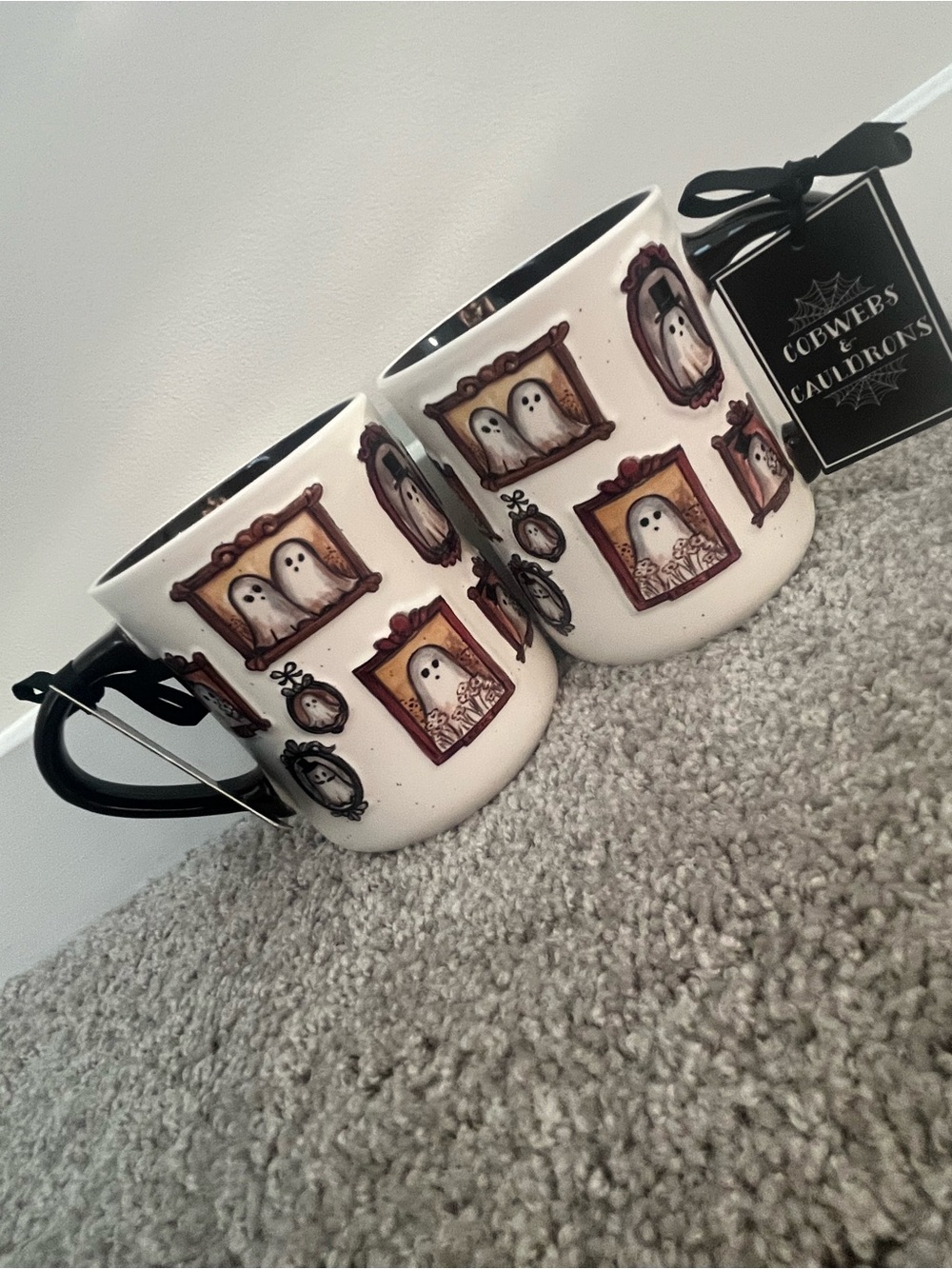 NWT Halloween 2026 to ghost picture mugs